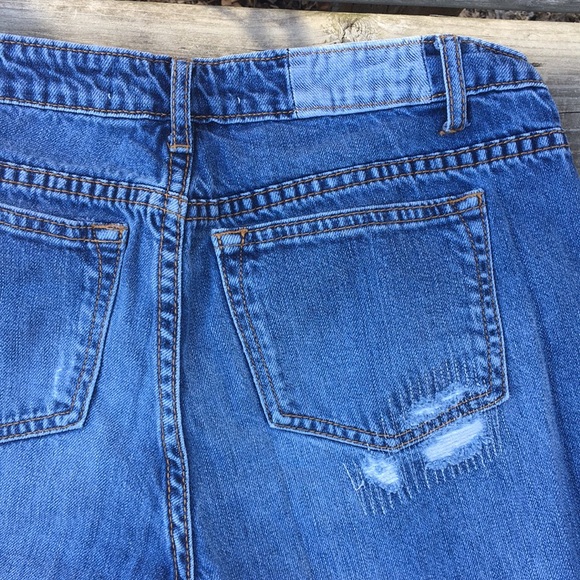 Distressed Jeans - Picture 8 of 8